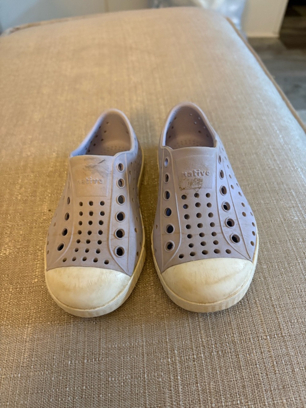 Native Kids Water Shoes in Light Lavender with Cream Toecap